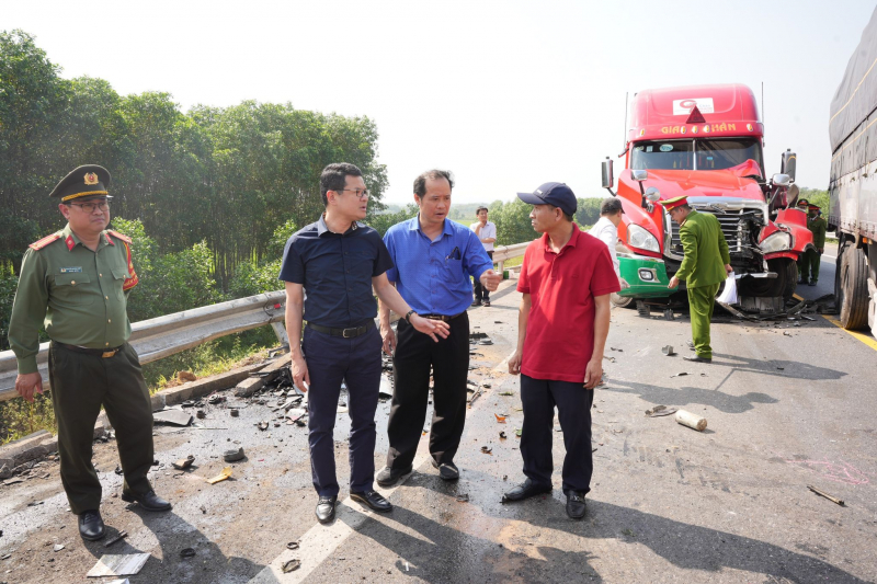 Thêm 1 nạn nhân tử vong sau vụ tai nạn liên hoàn trên cao tốc Cam Lộ - La Sơn -0