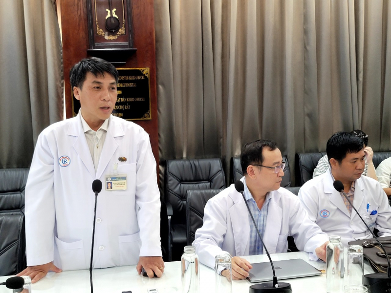 Nữ công nhân bị máy cuốn sợi quấn vào tóc kéo tróc toàn bộ da đầu  -0