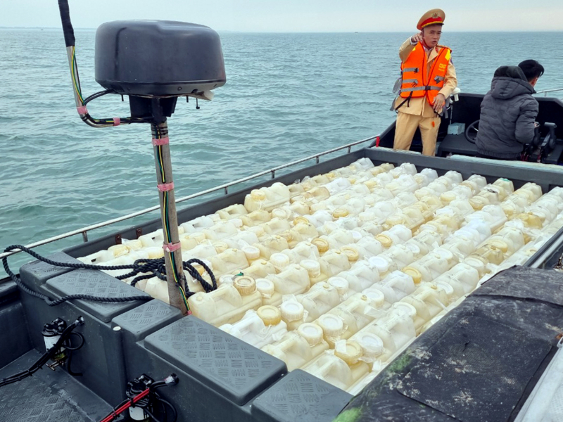 adf1542c96053b5b6214.jpg -0