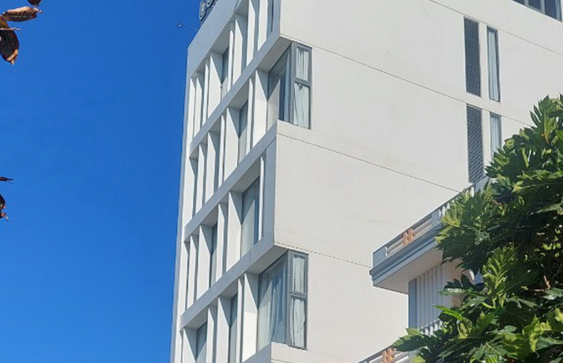 Phó Chủ tịch Hội Phụ nữ phường mang dao đến khách sạn đâm chồng và tình địch -0