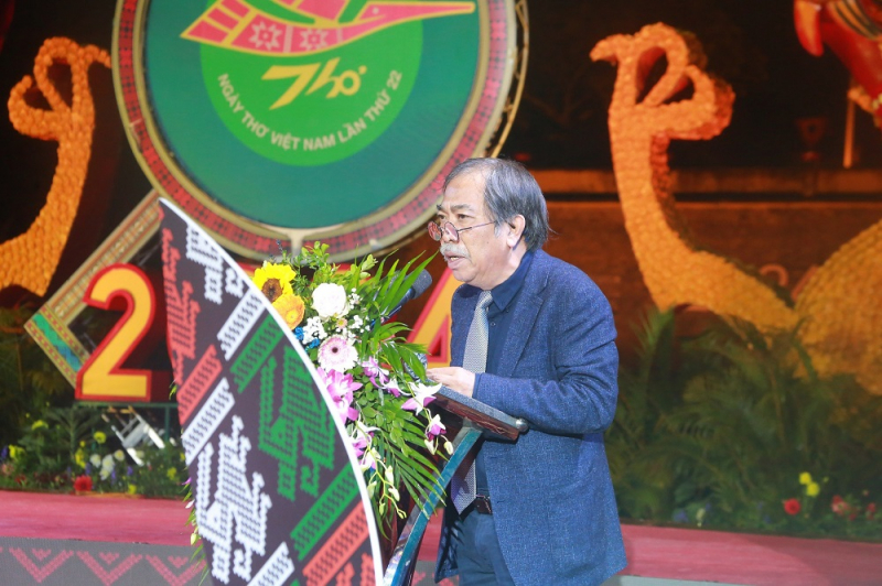 Hãy để thơ ca ngự trị mãi trong đời sống tinh thần của người Việt -0