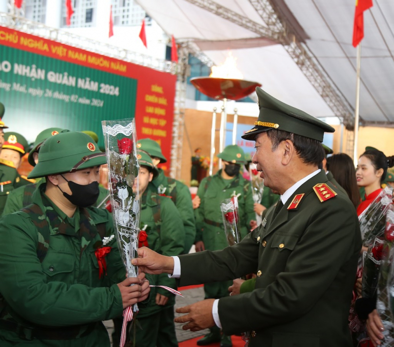 Vững tin lên đường nhập ngũ -0