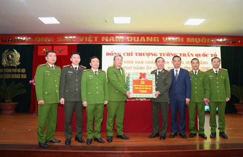 Phát huy tốt vai trò tham mưu và “tiên phong, gương mẫu, đi đầu” trong tổ chức thực hiện Đề án 06 của Chính phủ -0