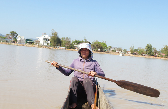 Trở lại buôn Lê -0