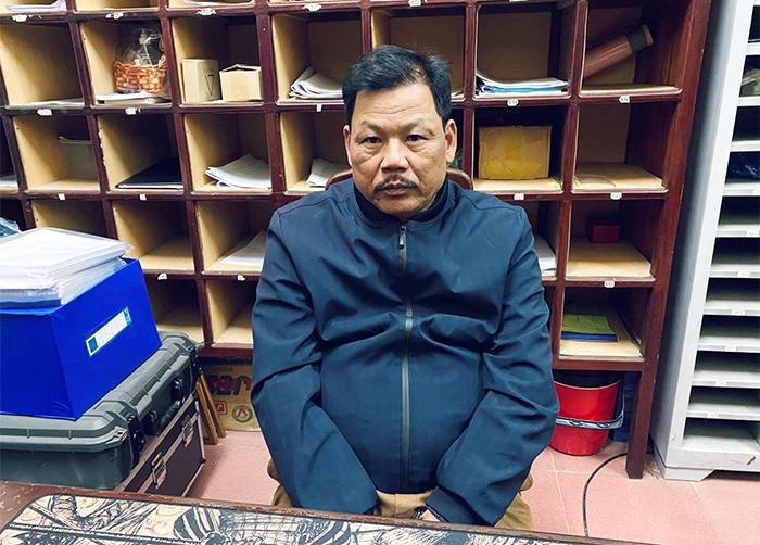 Khởi tố 2 vụ chống người thi hành công vụ  -0