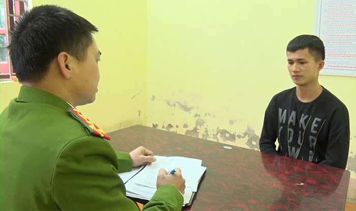 Khởi tố 2 vụ chống người thi hành công vụ  -0