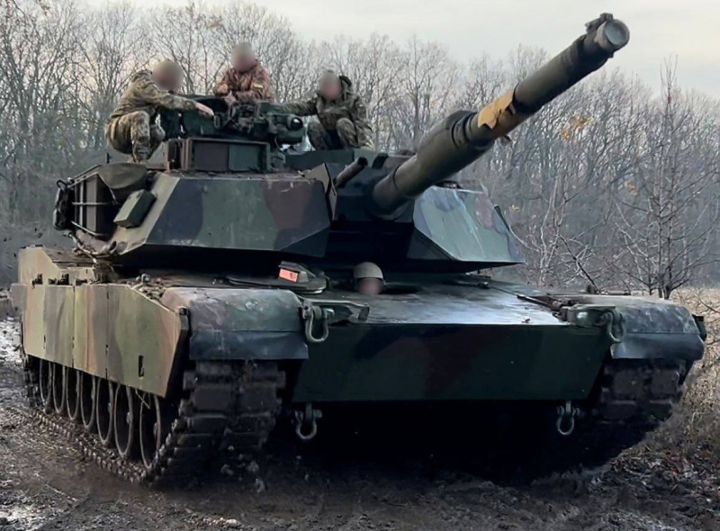Điện Kremlin lên tiếng vụ siêu tăng Abrams Mỹ bị bắn cháy ở Ukraine -0