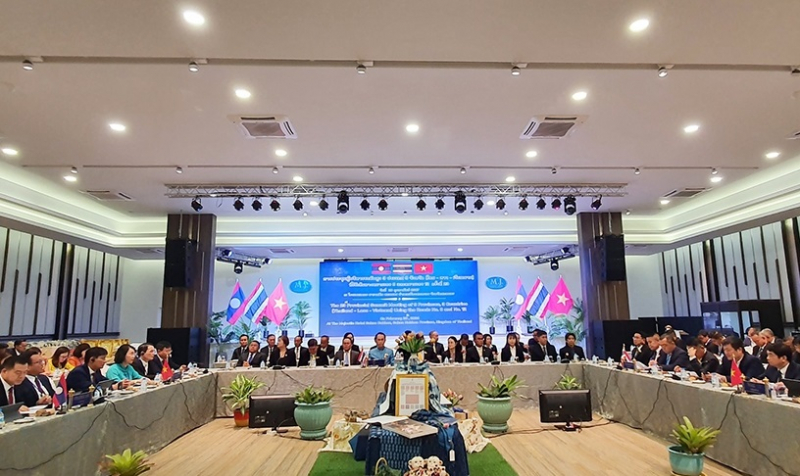 Đẩy mạnh cơ chế hợp tác toàn diện giữa 9 tỉnh của Việt Nam, Lào và Thái Lan -0