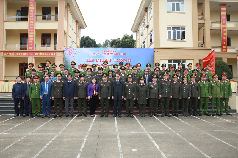 Cục Kế hoạch và tài chính phát động Tết trồng cây Xuân Giáp Thìn 2024 -0