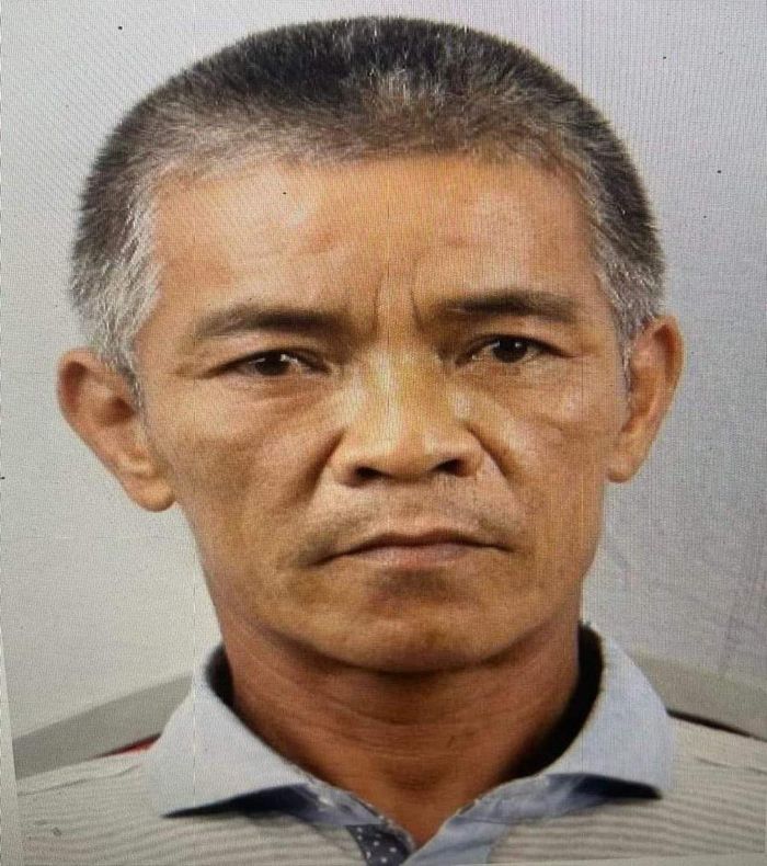 Đâm bị thương vợ và mẹ vợ rồi cố thủ trên nóc nhà nghỉ  -1