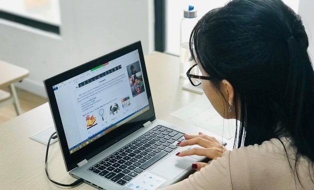 Đã giải ngân 900 tỷ đồng vốn ưu đãi mua máy tính cho học sinh -0