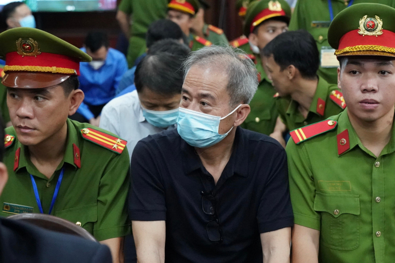 Đủ chiêu tiếp tay cho Trương Mỹ Lan của nhóm cựu cán bộ Ngân hàng Nhà nước -0