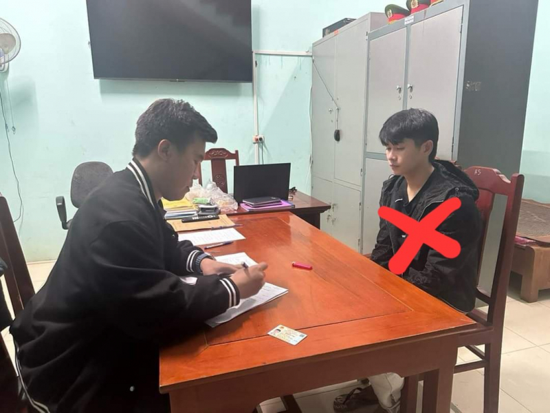 Đối tượng liên quan đến cái chết của lái xe taxi khai gì tại cơ quan Công an? -0