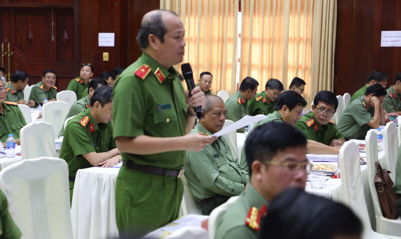 Đảm bảo tính thiết thực, hiệu quả trong trang cấp vũ khí cho Công an các đơn vị, địa phương  -0