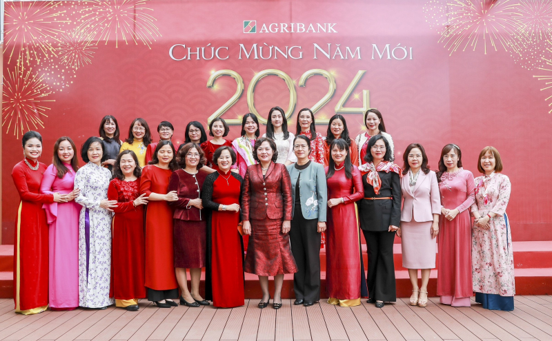 Phụ nữ Agribank - “Năng động - Sáng tạo - Nhân hậu- Đảm đang” -0