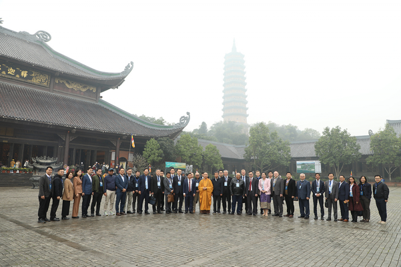 Mang hình ảnh Việt Nam tới gần hơn với bạn bè quốc tế -1