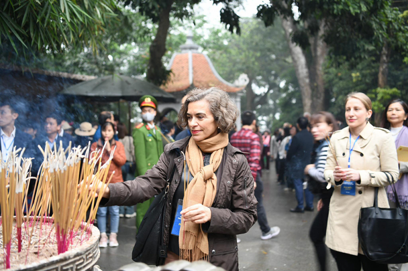 Mang hình ảnh Việt Nam tới gần hơn với bạn bè quốc tế -1