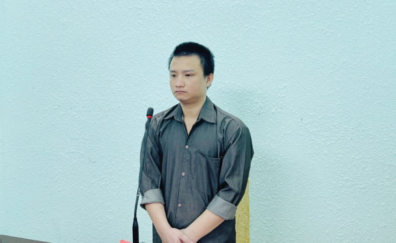 3. bị cáo lê chí đạt tại phiên tòa xét xử trực tuyến vào chiều 11.3..jpg -0