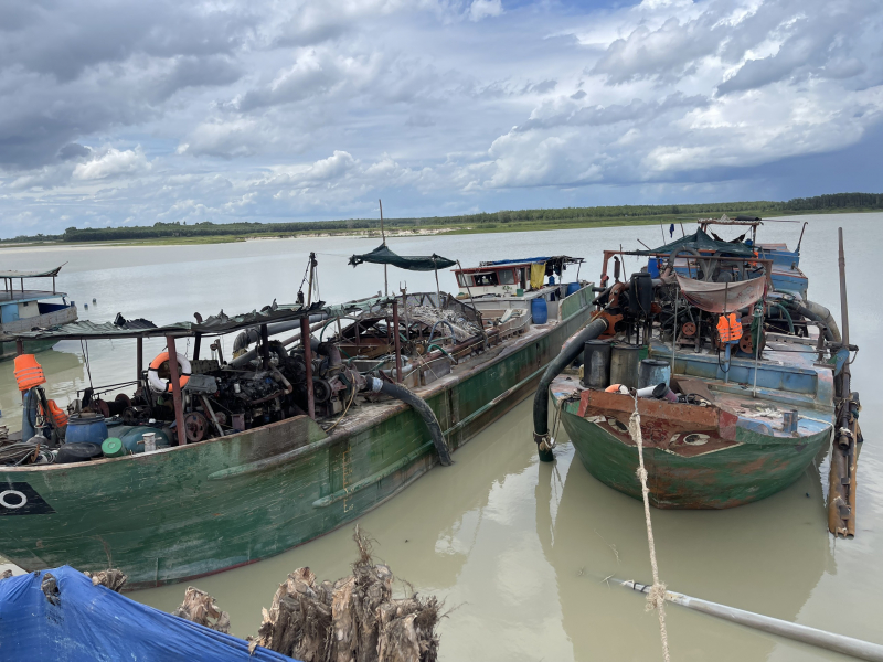 Ra quân kiểm tra đảm bảo trật tự, an toàn giao thông trên lòng hồ Dầu Tiếng -0