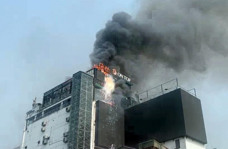 Cháy tòa nhà cao tầng ở Hà Nội -0