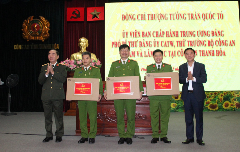 Tiếp tục xây dựng lực lượng Công an Thanh Hoá thật sự trong sạch, vững mạnh -0