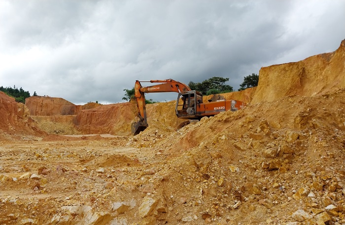 Phạt Công ty Anh Kiên 290 triệu đồng, tước giấy phép khai thác cao lanh -0