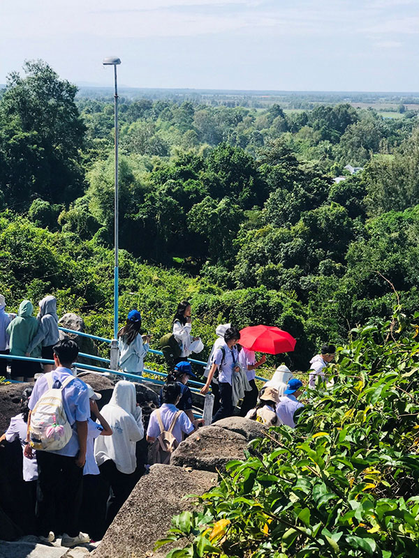 Sống mãi tuổi hai mươi -0