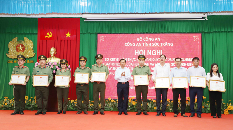 Công an xã bán chuyên trách góp phần quan trọng bảo đảm ANTT cơ sở -0