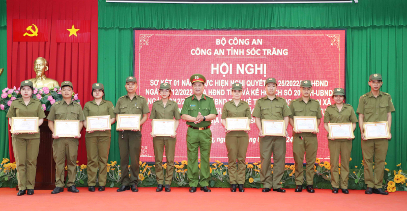 Công an xã bán chuyên trách góp phần quan trọng bảo đảm ANTT cơ sở -1