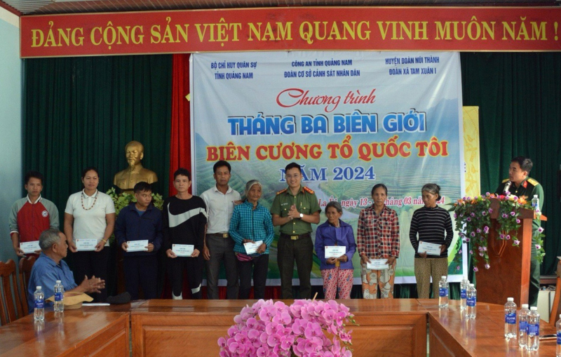 Ý nghĩa hành trình “Tháng ba biên giới” tại Quảng Nam  -0