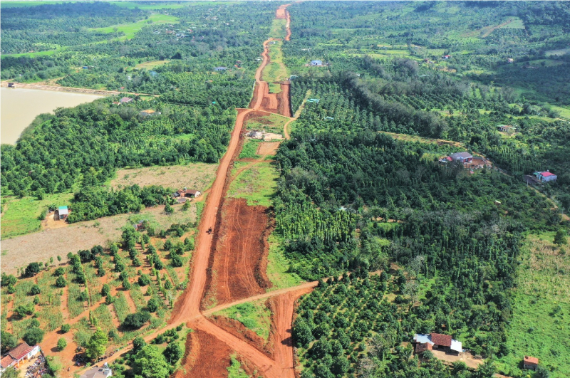 Phấn đấu hoàn thành cao tốc Buôn Ma Thuột - Khánh Hòa trước thời hạn -0