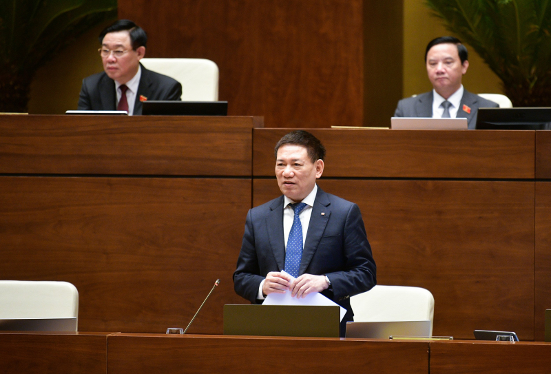 Chất vấn Bộ trưởng Tài chính: 