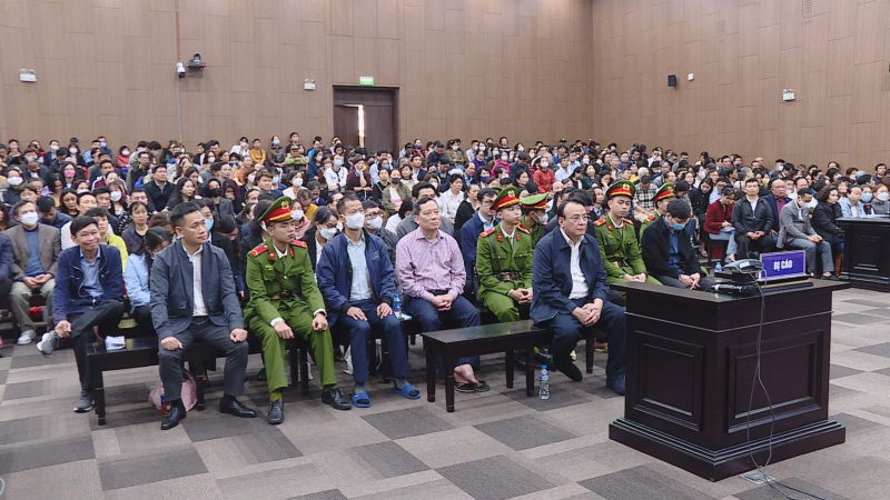 Nỗi lòng bị hại trong phiên tòa xét xử cha con Chủ tịch Tập đoàn Tân Hoàng Minh -0