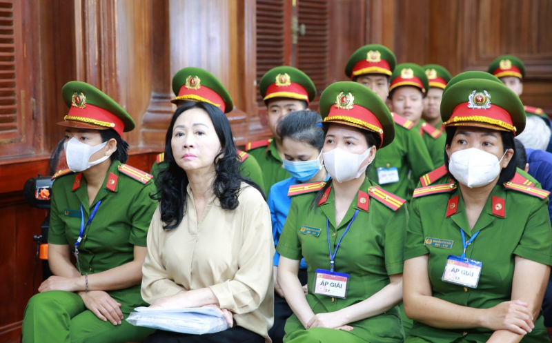 Bà Trương Mỹ Lan bị đề nghị loại bỏ vĩnh viễn ra khỏi đời sống xã hội -0