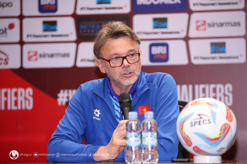 HLV Troussier: Trận đấu với Indonesia là một thử thách nhưng ĐT Việt Nam đã sẵn sàng -0