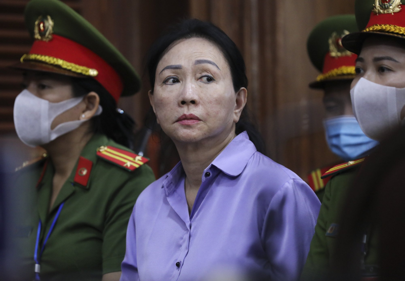 Các bị cáo có đầy đủ năng lực và khả năng nhận thức hành vi -0