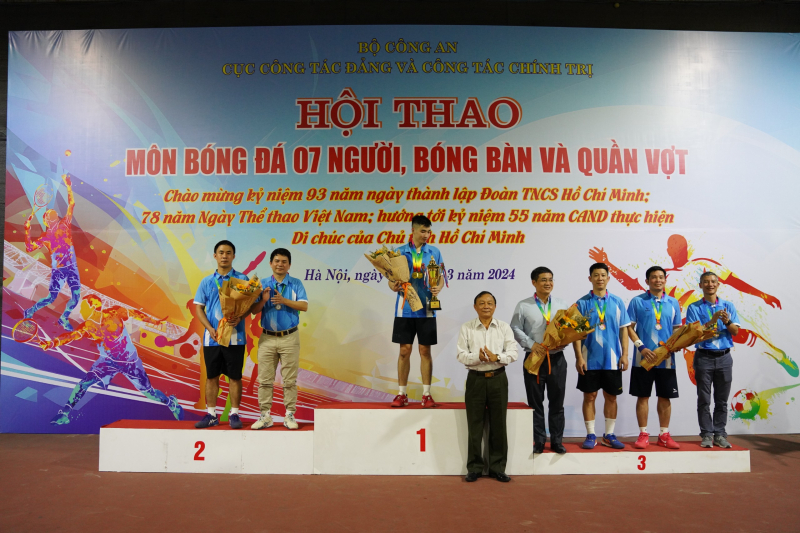 ffb29d49d0e67cb825f7.jpg -1