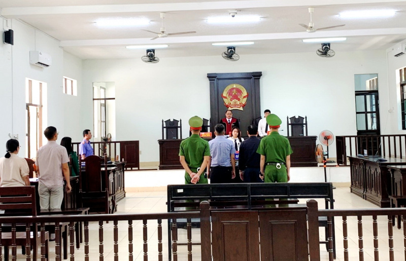 Vi phạm đấu thầu kist xét nghiệm của Việt Á, hai bị cáo được hưởng án treo -0