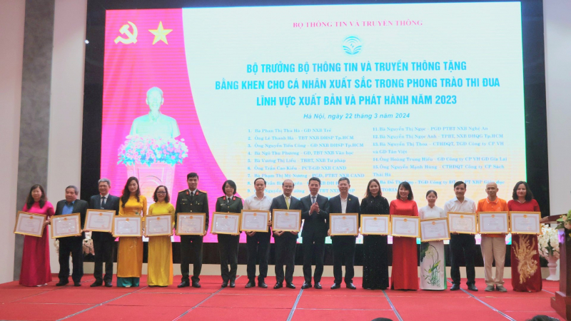 Người Việt Nam đang đọc nhiều hơn, có nhiều cách đọc hơn -0