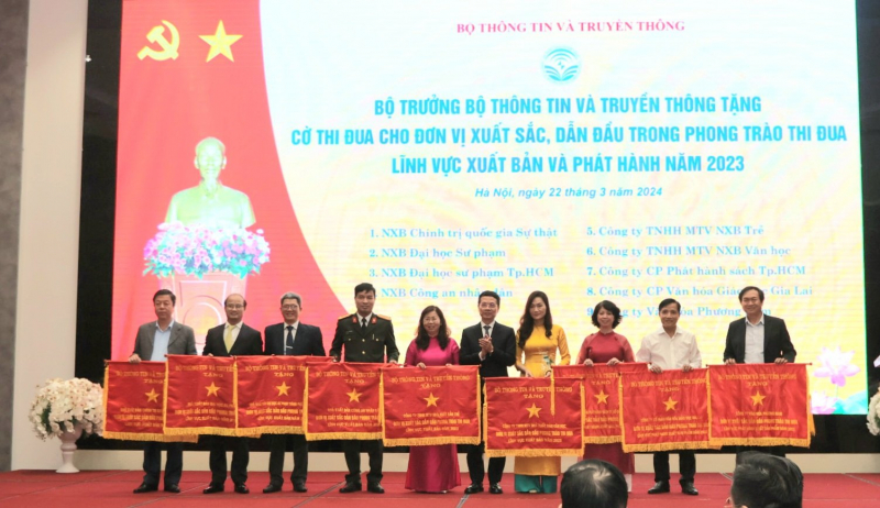 Người Việt Nam đang đọc nhiều hơn, có nhiều cách đọc hơn -0
