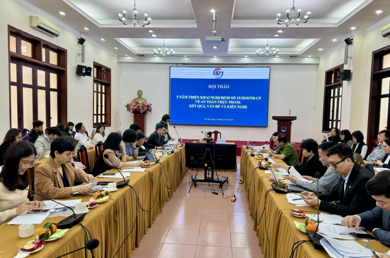 Cần bổ sung quy định về thực phẩm nhập khẩu có chứa phụ gia mới -0