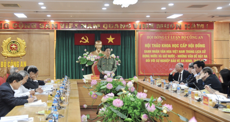 Giữ gìn và phát huy giá trị danh nhân văn hóa Việt Nam trong sự nghiệp bảo vệ an ninh, trật tự hiện nay -0