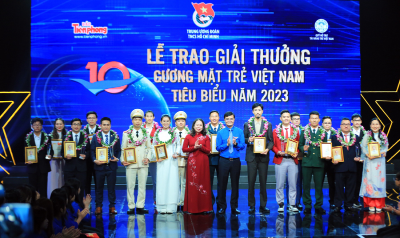 Tuyên dương 10 Gương mặt trẻ Việt Nam tiêu biểu năm 2023 -0