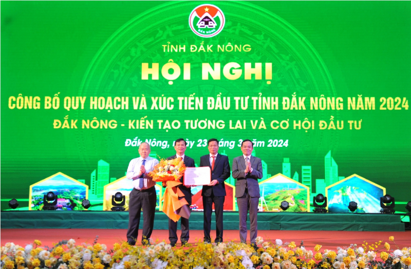 Quy hoạch Đắk Nông trở thành tỉnh mạnh, dân giàu, thiên nhiên tươi đẹp, xã hội nghĩa tình -0