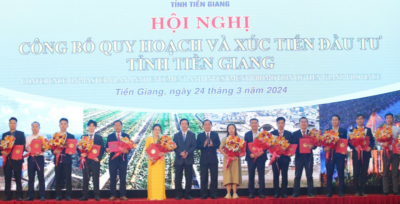 Tiền Giang phấn đấu trở thành tỉnh công nghiệp, kết nối các vùng kinh tế trọng điểm -0