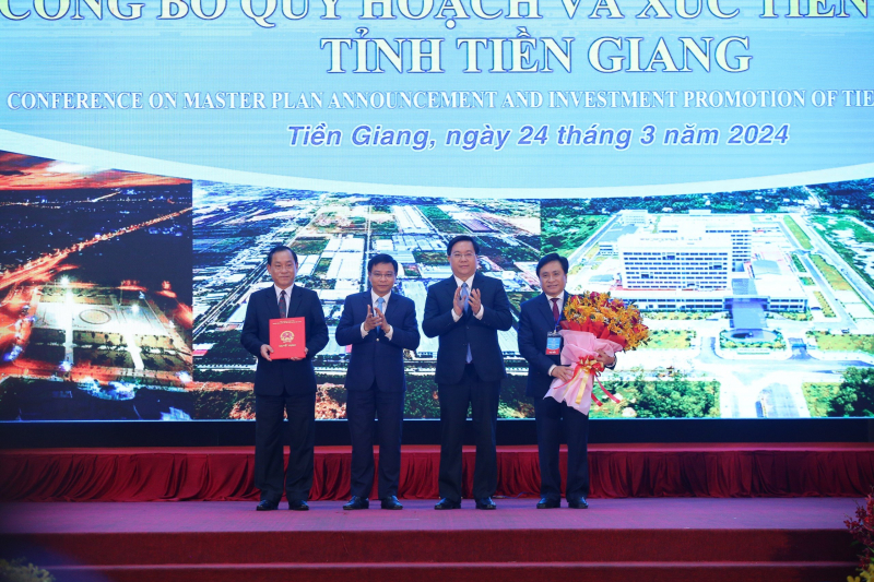 Tiền Giang phấn đấu trở thành tỉnh công nghiệp, kết nối các vùng kinh tế trọng điểm -0