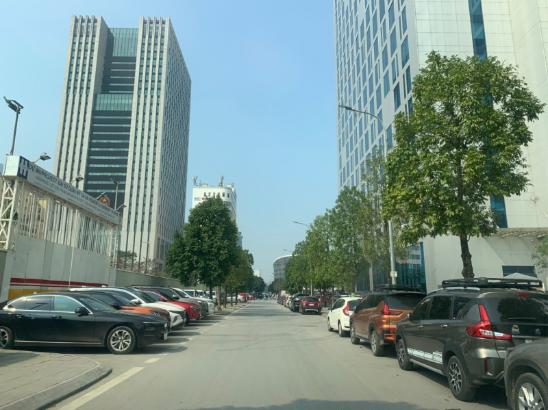 Nhộn nhạo mở điểm trông giữ xe, giá cả bát nháo (kỳ 1) -0