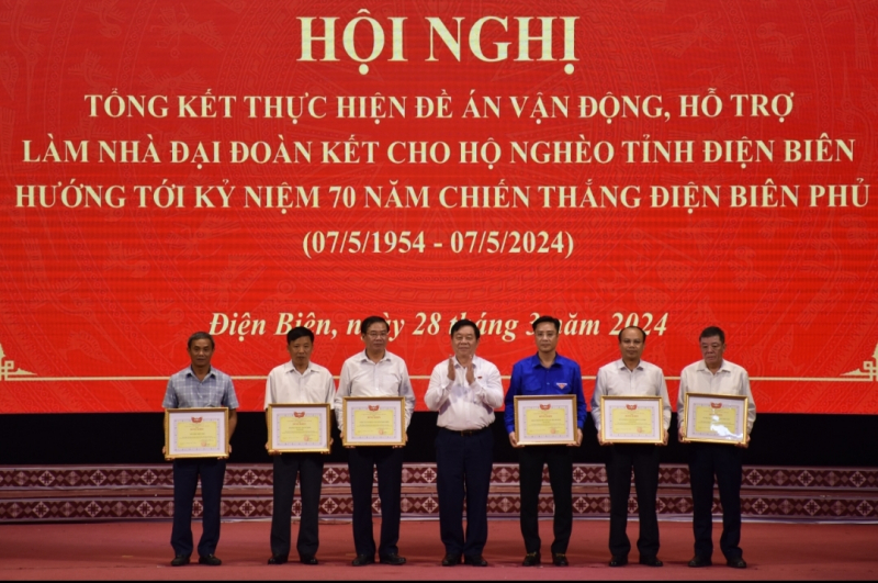 Tổng kết Đề án vận động, hỗ trợ làm nhà Đại Đoàn Kết cho người nghèo tỉnh Điện Biên -0