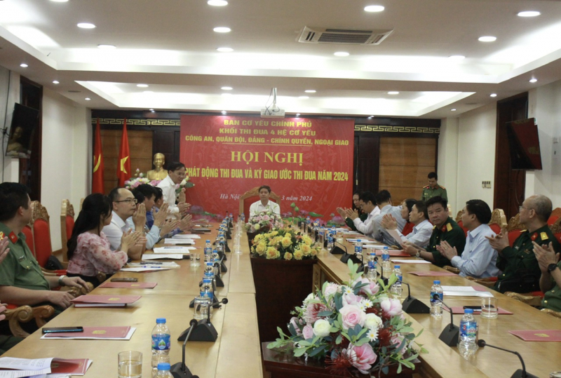 100% đơn vị thuộc Khối thi đua 4 hệ cơ yếu phấn đấu hoàn thành vượt mức chỉ tiêu năm 2024 -0