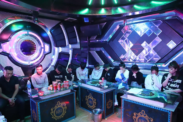 22 nam nữ sử dụng ma túy trong quán karaoke -0